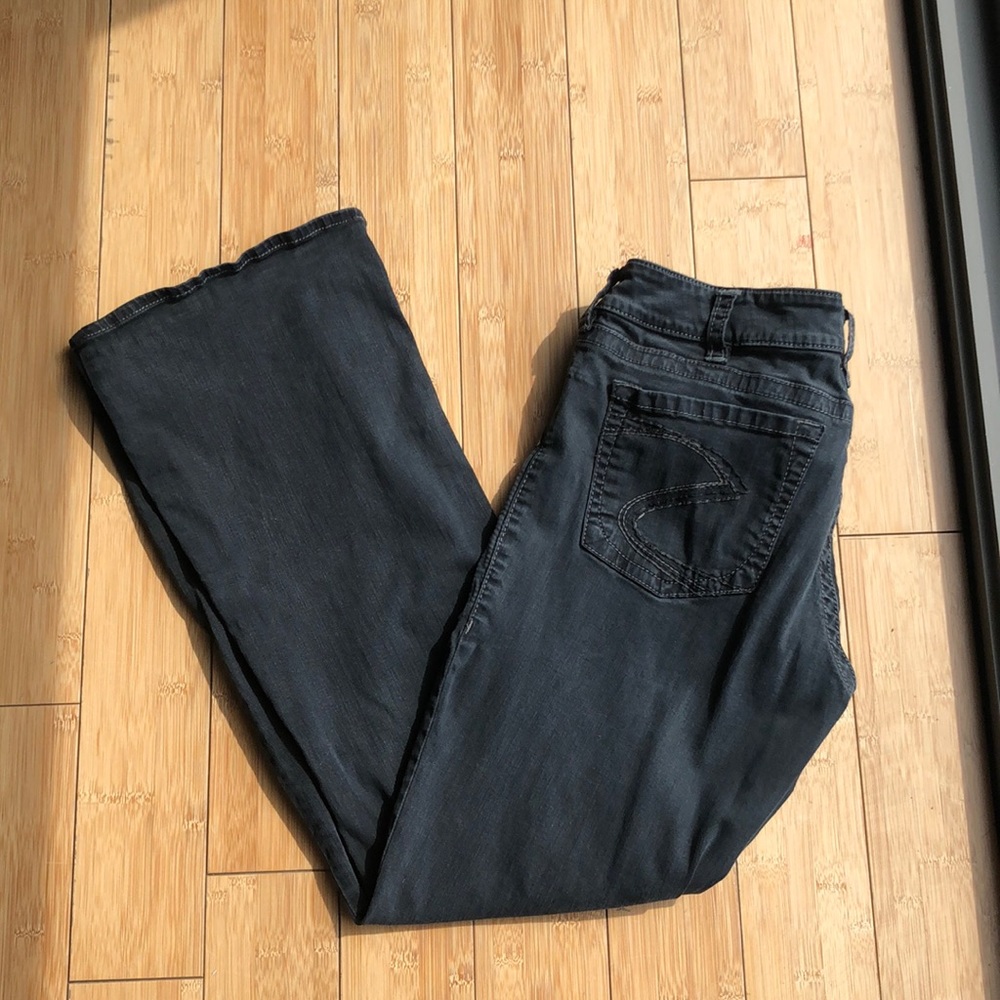 Black Bootcut Stretchy Jeans.